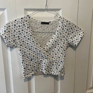 Brandy Melville shirt one sized